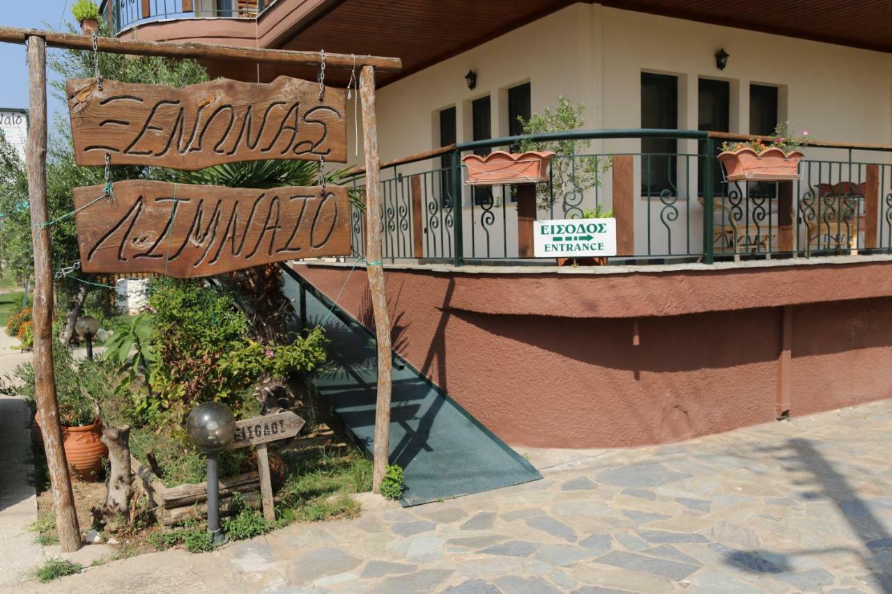 Hotel Limnaio Khrisokhórafa Exterior foto